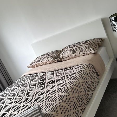 Albert Bridge Spacious Double Room 런던 외부 사진